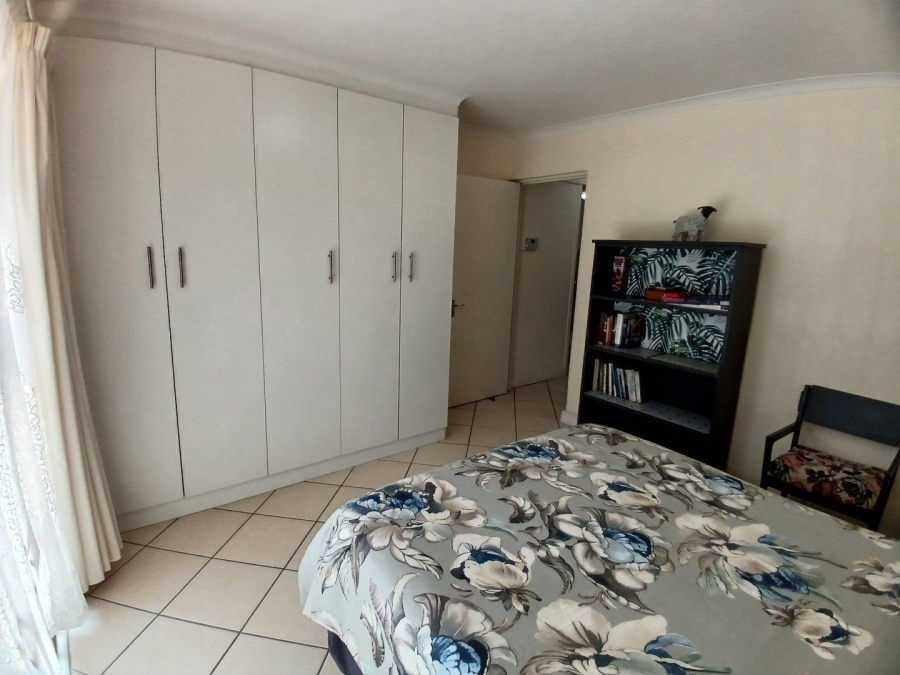 2 Bedroom Property for Sale in Hartenbos Central Western Cape
